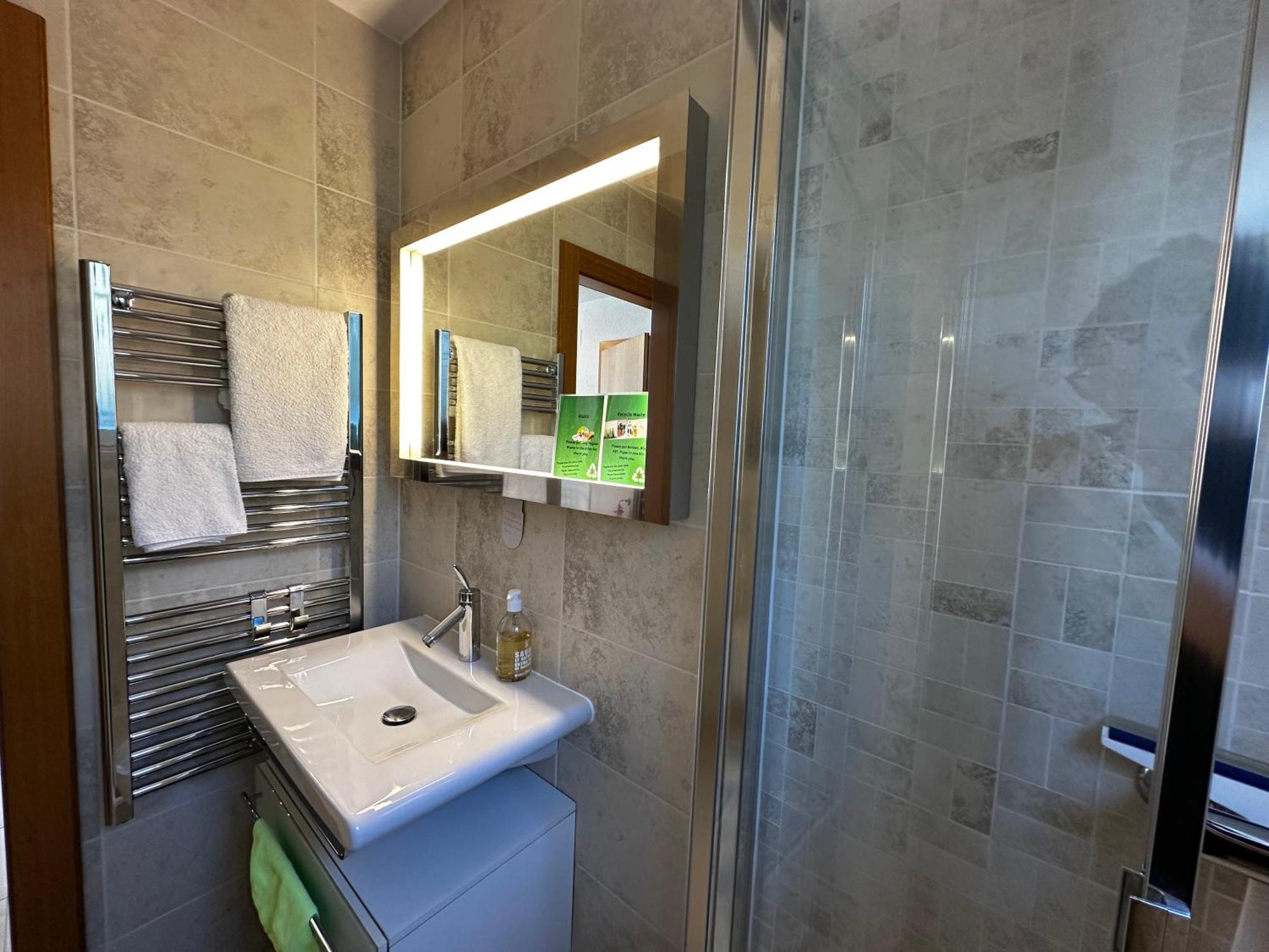 Lakeview Apartment-Lavaux グランヴォー エクステリア 写真